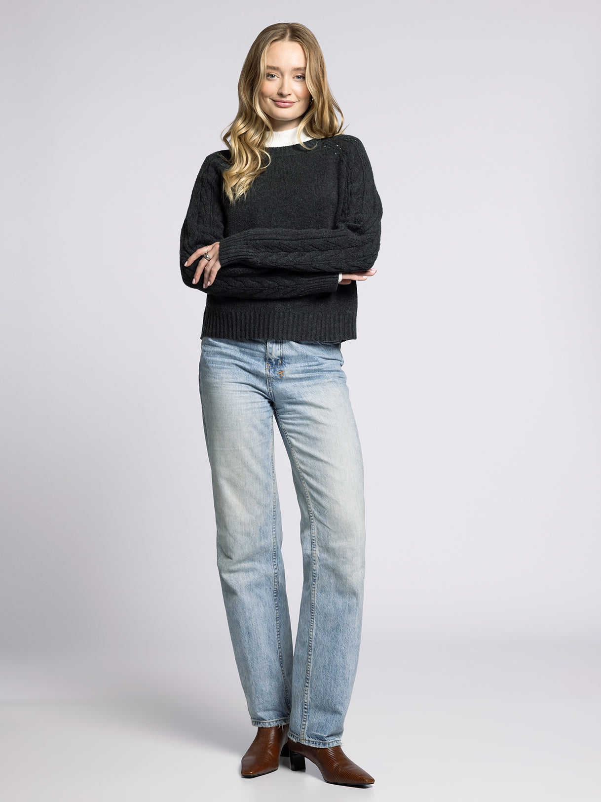 ZOEY SWEATER