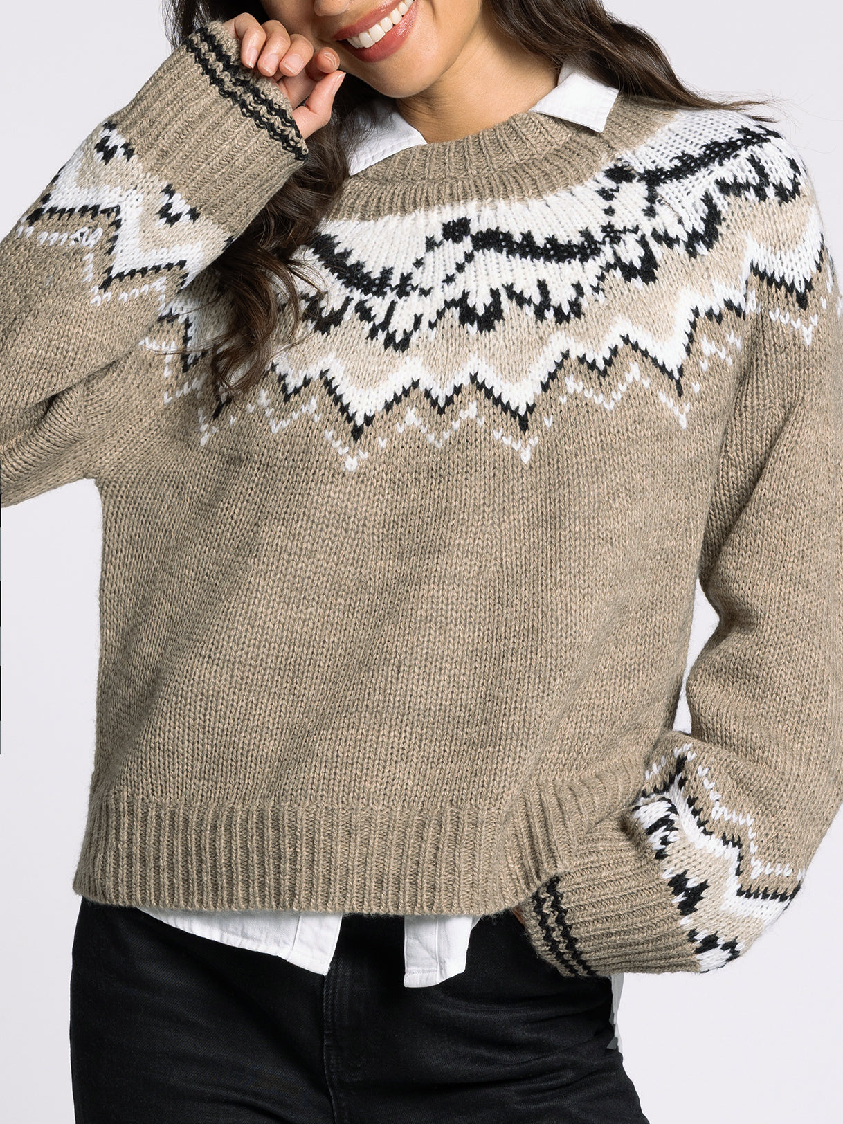 VEGA SWEATER